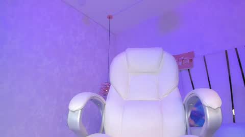 Rousse  online show from 20, 12, 2024