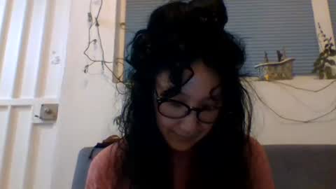 Snapshot of _tutti_frutti_ chatting on 31, 12, 2024 _tutti_frutti_ online show from 31, 12, 2024