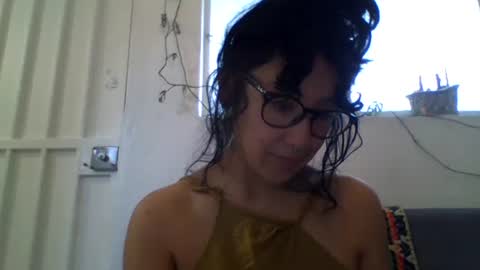 Snapshot of _tutti_frutti_ chatting on 1, 1, 2025 _tutti_frutti_ online show from 1, 1, 2025