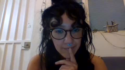 Snapshot of _tutti_frutti_ chatting on 3, 1, 2025 _tutti_frutti_ online show from 3, 1, 2025