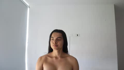 Anastasia Vahos online show from 11, 1, 2025