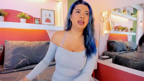 _valeryboobs_ online show from 22, 10, 2025