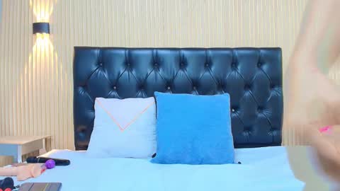 Veronica  online show from 20, 4, 2026