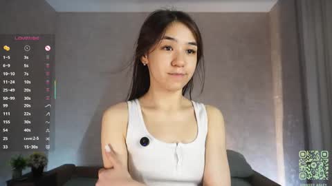 Snapshot of _vi_vi_ chatting on 23, 5, 2026 Viola online show from 23, 5, 2026