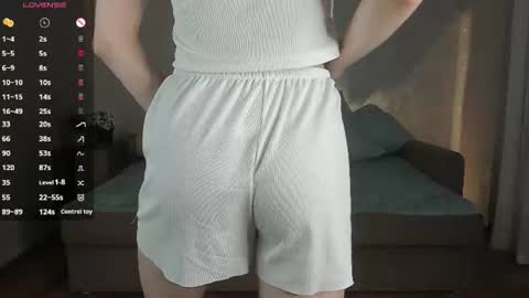 Snapshot of _vi_vi_ chatting on 15, 6, 2026 Viola online show from 15, 6, 2026