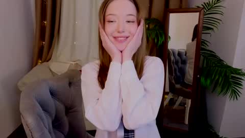 Snapshot of _violet_mills_ chatting on 21, 2, 2025 Violet online show from 21, 2, 2025