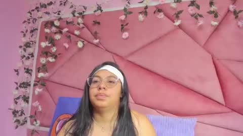 _violeta18_ online show from 16, 11, 2025