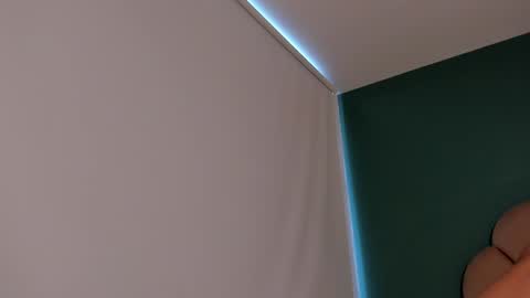  Vix  online show from 26, 12, 2024