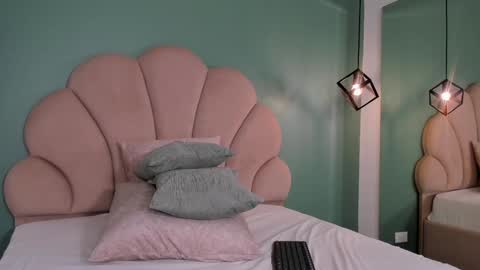  Vix  online show from 3, 2, 2025