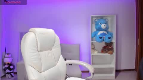 Snapshot of _wdreamgirl chatting on 24, 10, 2025 Fernanda online show from 24, 10, 2025