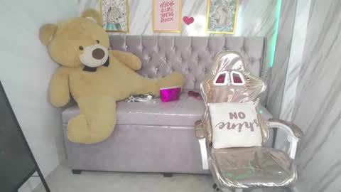 Snapshot of _wendy_b chatting on 5, 3, 2025 wendy online show from 5, 3, 2025