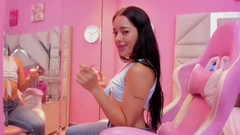 Snapshot of _white_atenea chatting on 25, 9, 2025 atenea online show from 25, 9, 2025