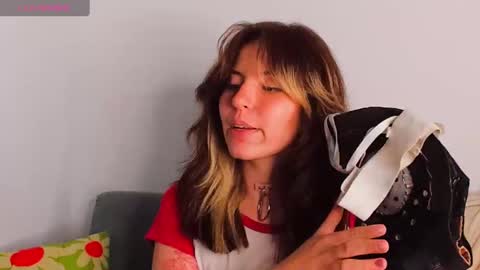 _yourcherrybomb online show from 12, 1, 2025