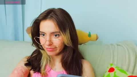 _yourcherrybomb online show from 23, 1, 2025