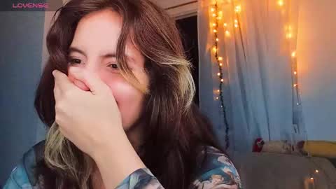 _yourcherrybomb online show from 21, 2, 2025