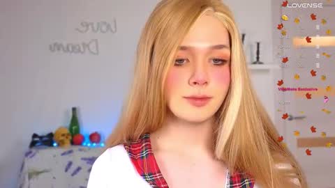 LITTLE FOX online show from 31, 10, 2025