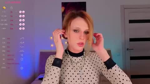 LITTLE FOX online show from 23, 2, 2026