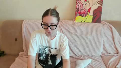 Snapshot of _yourhotangel_ chatting on 26, 6, 2026 Eva online show from 26, 6, 2026