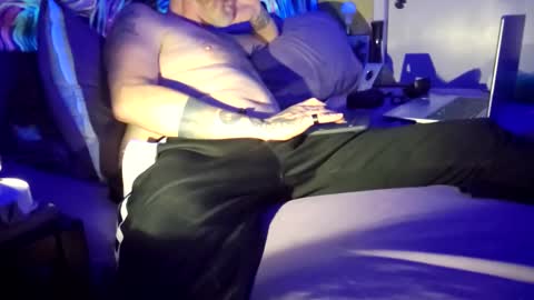 Snapshot of a_bad_guy_duh chatting on 20, 9, 2025 a_bad_guy_duh online show from 20, 9, 2025