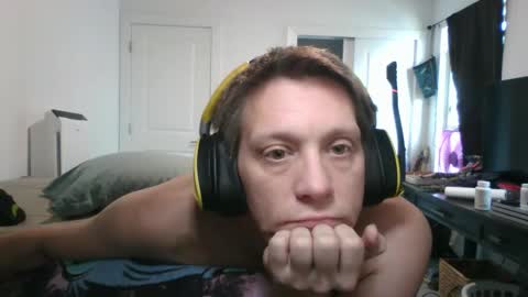 Snapshot of a_bored_dragon chatting on 10, 2, 2026 A Bored Dragon online show from 10, 2, 2026