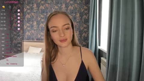 Snapshot of a_delina chatting on 6, 3, 2025 Adelina online show from 6, 3, 2025