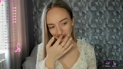 Snapshot of a_delina chatting on 22, 4, 2026 Adelina online show from 22, 4, 2026