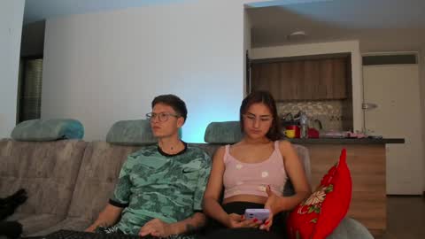 Snapshot of a_sexy_couple__ chatting on 6, 12, 2024 A Sexy Couple online show from 6, 12, 2024