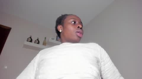 Snapshot of aafricaaa chatting on 23, 12, 2024 Sara online show from 23, 12, 2024