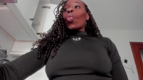 Snapshot of aafricaaa chatting on 13, 1, 2025 Sara online show from 13, 1, 2025