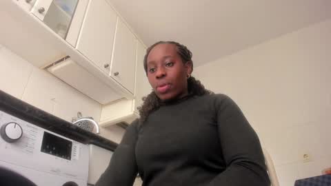 Snapshot of aafricaaa chatting on 23, 1, 2025 Sara online show from 23, 1, 2025