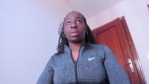 Snapshot of aafricaaa chatting on 5, 2, 2025 Sara online show from 5, 2, 2025