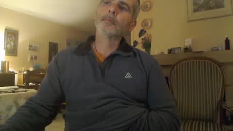 Snapshot of aalex1717 chatting on 11, 1, 2025 Aalex1717 online show from 11, 1, 2025