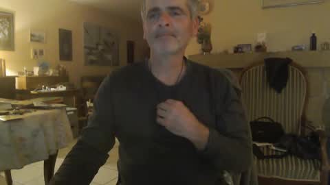 Snapshot of aalex1717 chatting on 17, 1, 2025 Aalex1717 online show from 17, 1, 2025