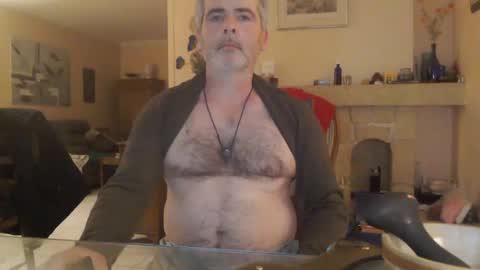 Snapshot of aalex1717 chatting on 1, 2, 2025 Aalex1717 online show from 1, 2, 2025