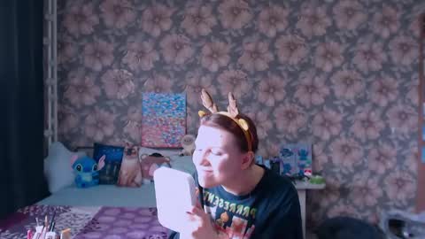 Snapshot of aalicebubble chatting on 6, 6, 2026 Alice online show from 6, 6, 2026