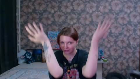 Snapshot of aalicebubble chatting on 15, 6, 2026 Alice online show from 15, 6, 2026