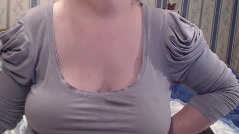 NINA online show from 5, 12, 2025