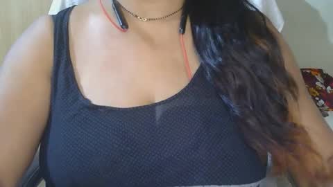 aaradhya_sexy_88 online show from 25, 3, 2026
