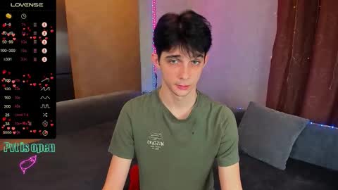 Aaron Bang online show from 30, 11, 2025