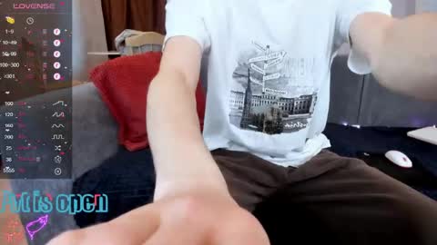 Snapshot of aaron_bang chatting on 13, 5, 2026 Aaron Bang online show from 13, 5, 2026