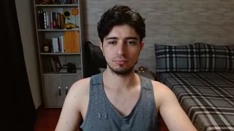 Snapshot of aaron_paul_ chatting on 2, 2, 2026 Aaron online show from 2, 2, 2026