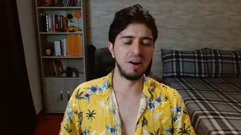 Snapshot of aaron_paul_ chatting on 8, 2, 2026 Aaron online show from 8, 2, 2026