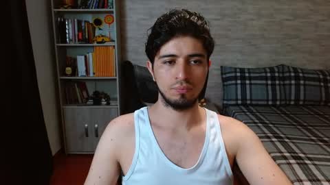 Snapshot of aaron_paul_ chatting on 11, 2, 2026 Aaron online show from 11, 2, 2026