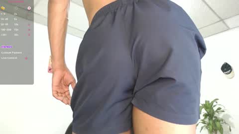 Heyy my name is Aaron online show from 18, 12, 2025