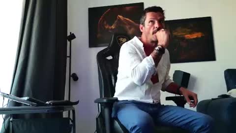 Aaron online show from 6, 7, 2026