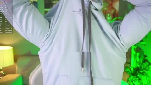 Snapshot of aaronfox_ chatting on 24, 1, 2025 AARON online show from 24, 1, 2025