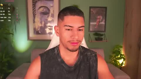 Snapshot of aaronfox_ chatting on 13, 2, 2025 AARON online show from 13, 2, 2025