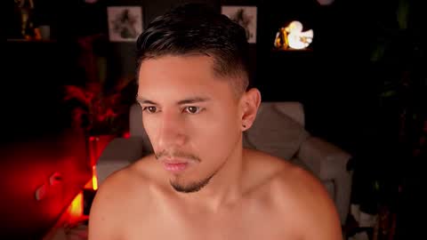 Snapshot of aaronfox_ chatting on 30, 9, 2025 AARON online show from 30, 9, 2025