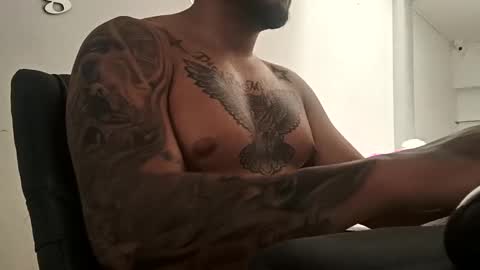 ig aaron hunter123 online show from 30, 1, 2025