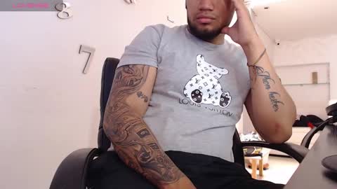 ig aaron hunter123 online show from 12, 3, 2025